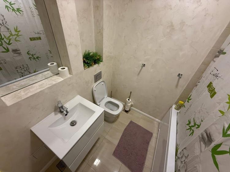 Apartament cu 2 camere decomandat, mobilat în Florești