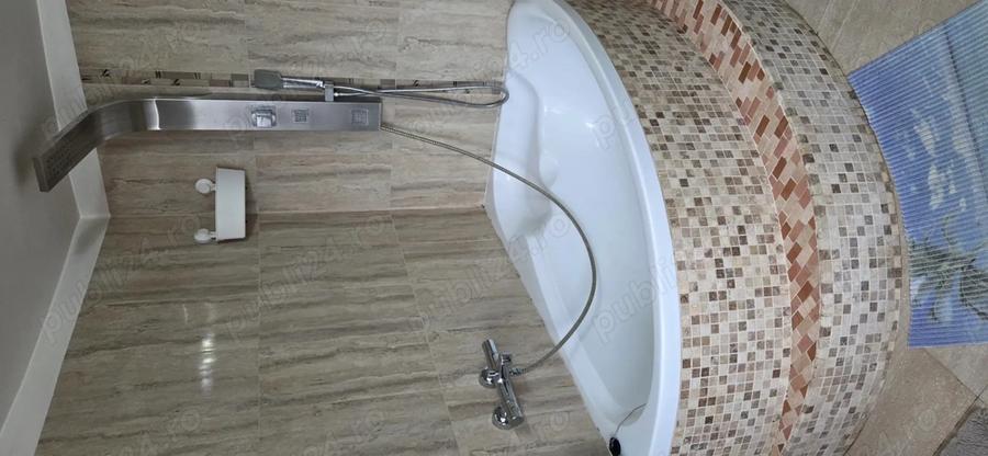 Casă cu 4 camere în Fratelia