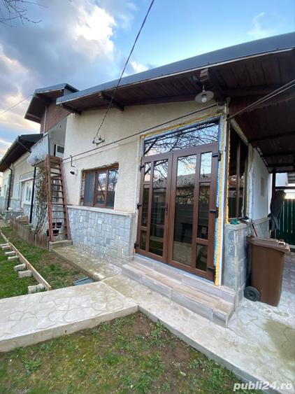 Casă cu 3 camere în Urleta