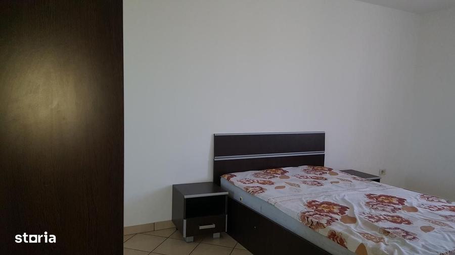 Apartament cu 4 camere decomandat în Blejoi