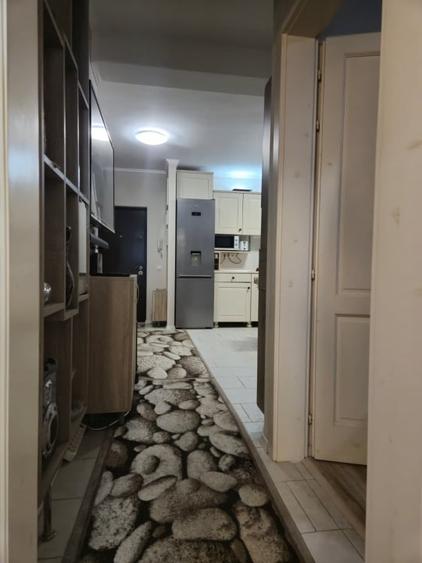 Apartament cu 2 camere decomandat în Florești