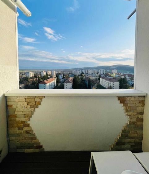 Apartament cu 2 camere decomandat în Sud