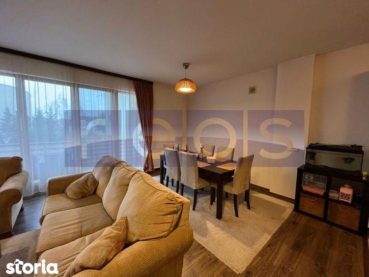 Apartament cu 4 camere decomandat în Central