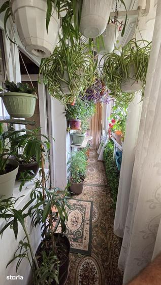Apartament cu 3 camere semidecomandat în Tudor Vladimirescu
