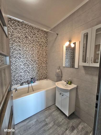 Apartament cu 3 camere în Sântandrei