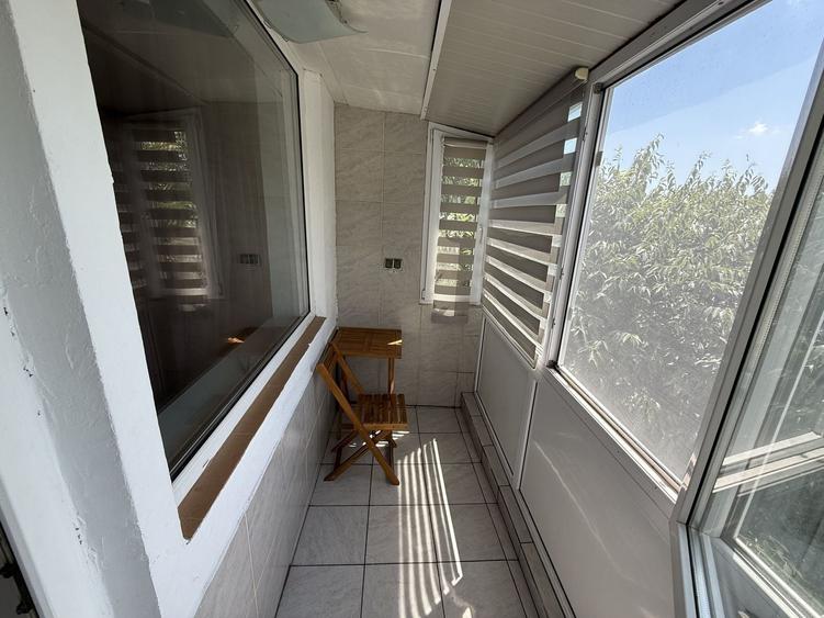 Apartament cu 4 camere semidecomandat în Tomis Nord