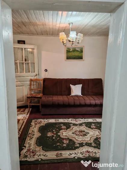 Casă cu 3 camere cu Teren 700 Mp în Lanurile