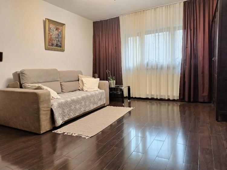 Apartament cu 3 camere, mobilat în 13 Septembrie