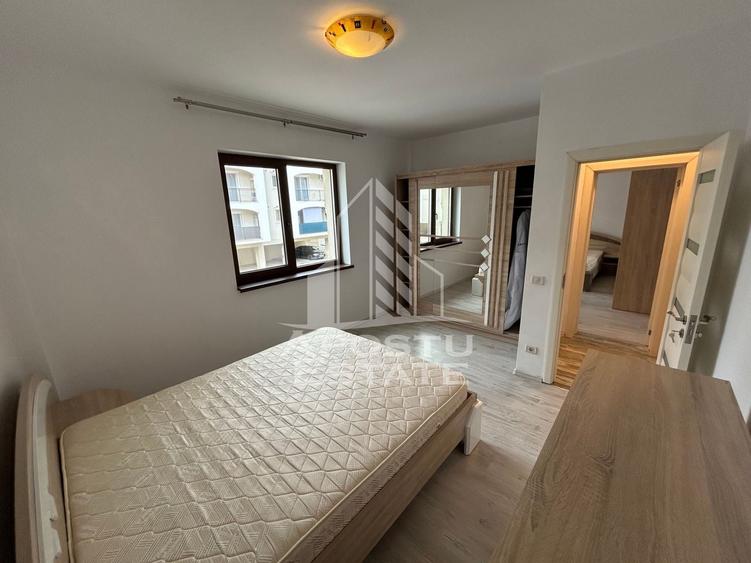 Apartament cu 3 camere semidecomandat, mobilat în Giroc