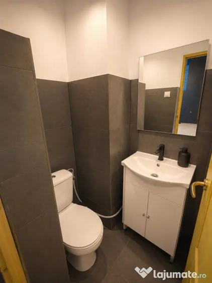Spațiu comercial, de 45 mp, în Central