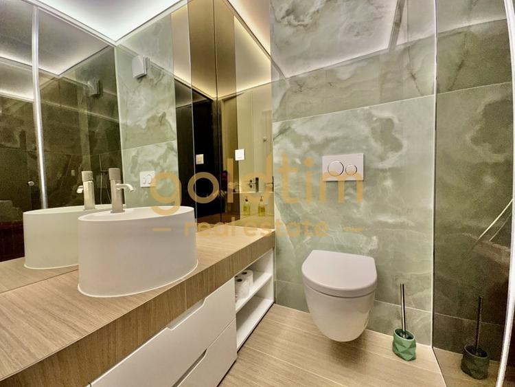 Apartament cu 3 camere decomandat, mobilat în Iancu Nicolae