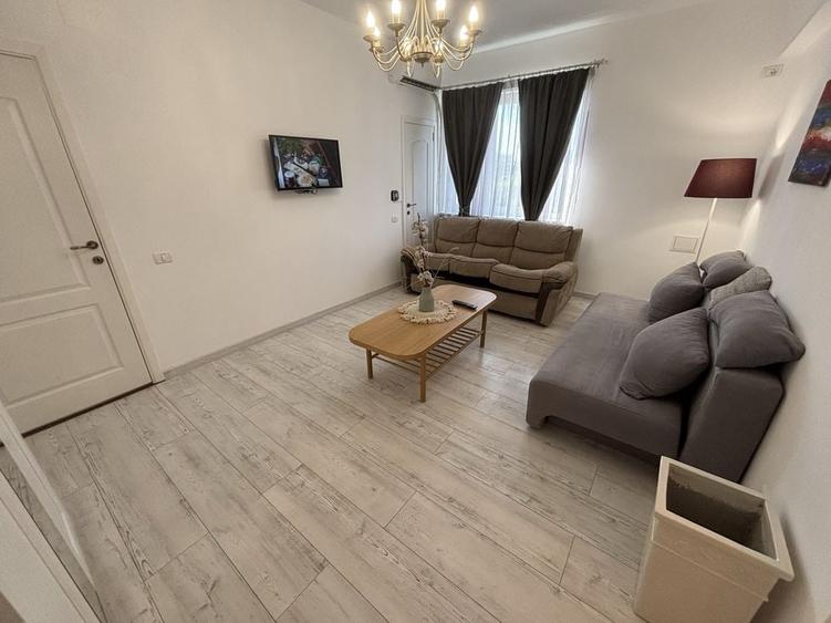 Inchiriez 2 camere GARA DE NORD | METROU 50 m | Etaj 5/7 | Lift | Centrala | Renovare integrala - 3