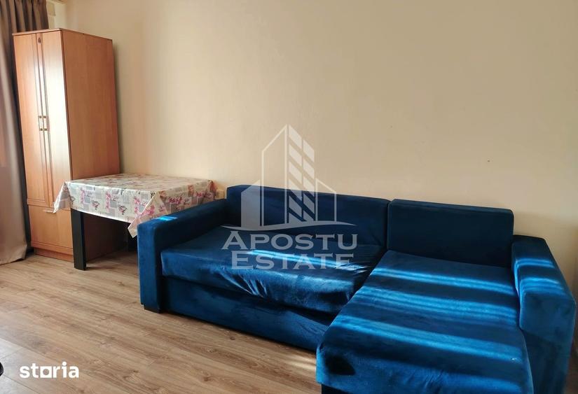 Garsonieră în Micălaca