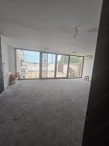 Casă cu Teren 434 Mp în Podgoria