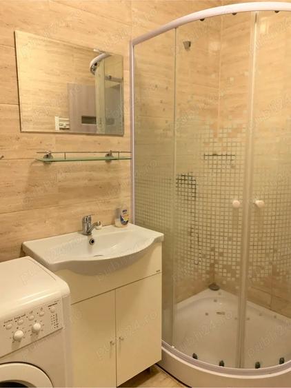 Apartament cu 2 camere decomandat în 1 Mai