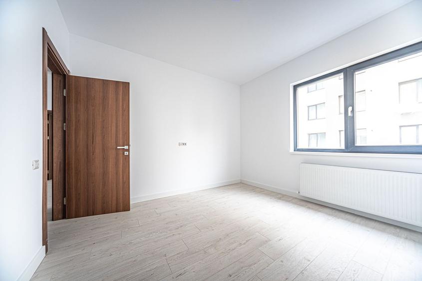 Apartament cu 3 camere decomandat în Brâncoveanu