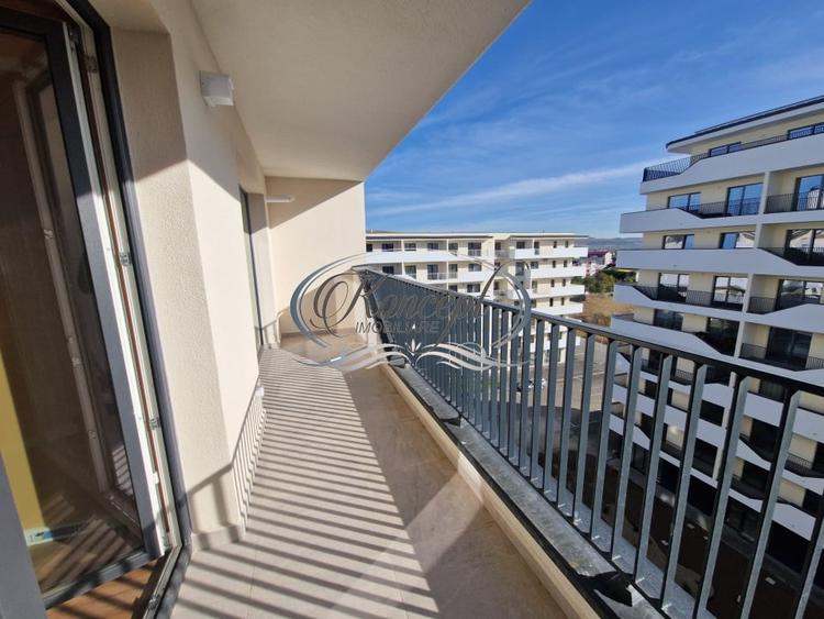 Apartament cu 2 camere semidecomandat în Florești