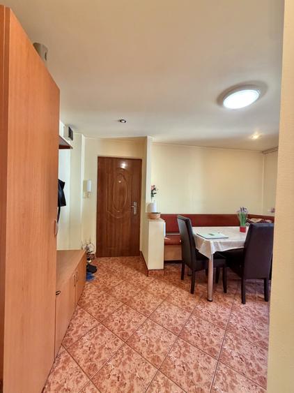 Apartament cu 2 camere decomandat, mobilat în Aradului