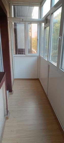 Apartament cu 2 camere decomandat în Roșu