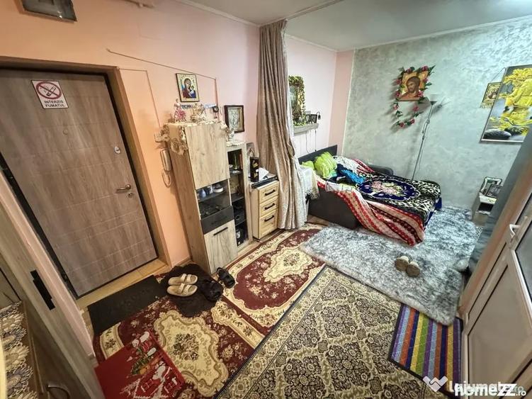 Garsonieră decomandată în Anda