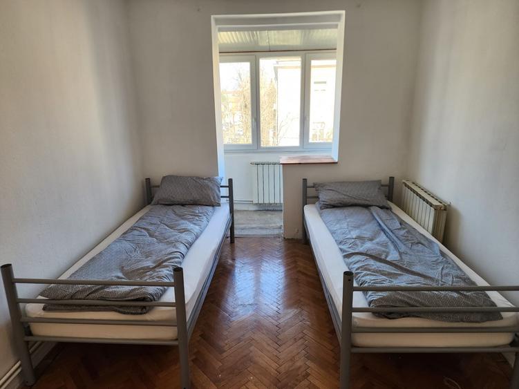 Proprietar Închiriez apartament cazare muncitori - 1