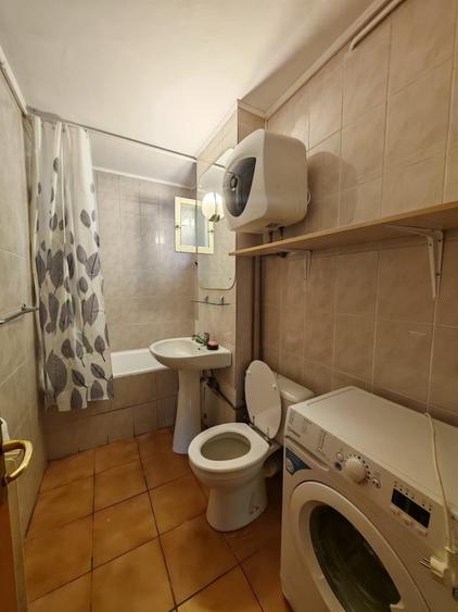 Apartament cu 3 camere în Colentina
