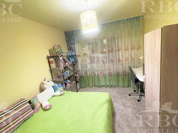 Apartament cu 3 camere decomandat, mobilat în Zorilor — fotografia 3