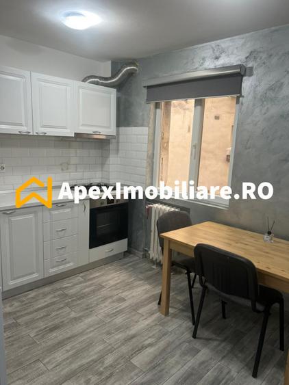 Apartament cu 3 camere decomandat, mobilat în Drumul Taberei