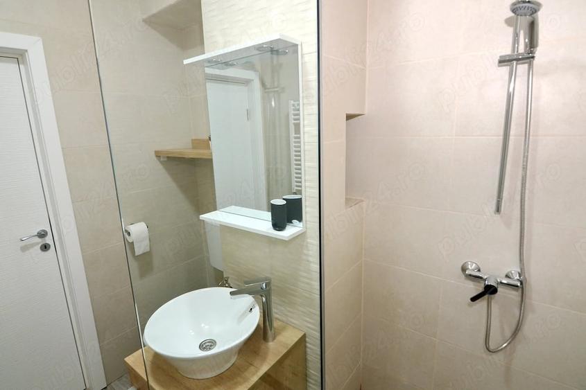 Apartament cu 2 camere decomandat în Mamaia