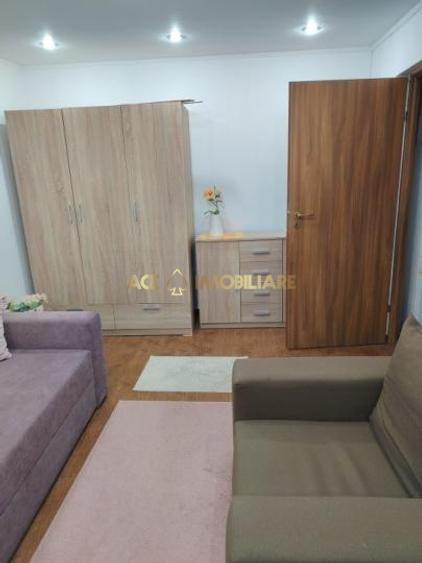 Garsonieră decomandată, mobilată în Basarabia