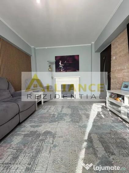 Apartament cu 4 camere decomandat în Exterior Vest