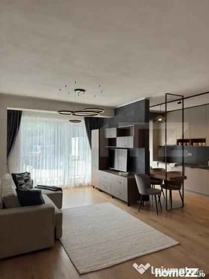 Apartament cu 2 camere decomandat în Central
