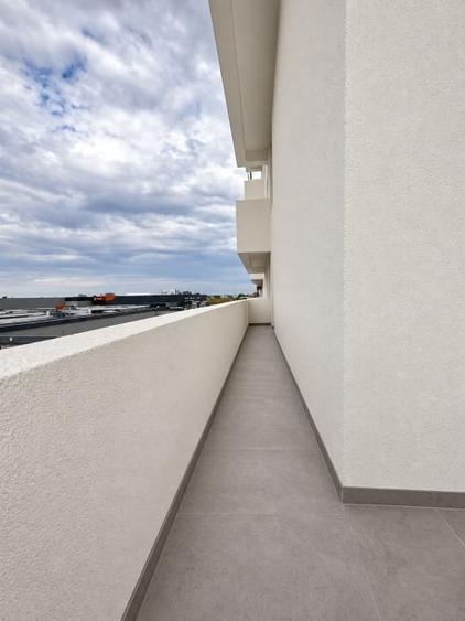 Apartament cu 3 camere decomandat în Calea Severinului