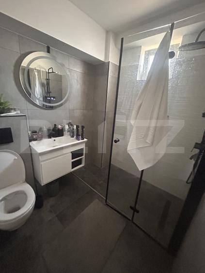 Apartament cu 3 camere semidecomandat, mobilat în Simion Bărnuțiu