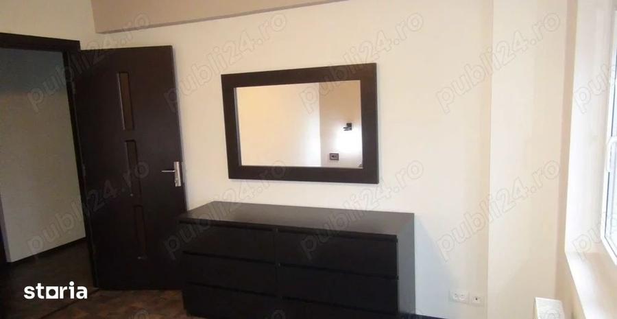 Apartament cu 3 camere în Drumul Taberei