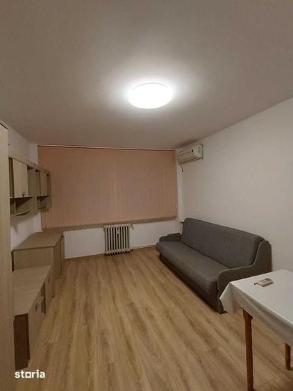 Garsonieră în Gară