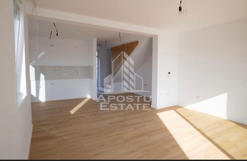 Duplex cu 3 camere cu Canalizare în Moșnița Nouă