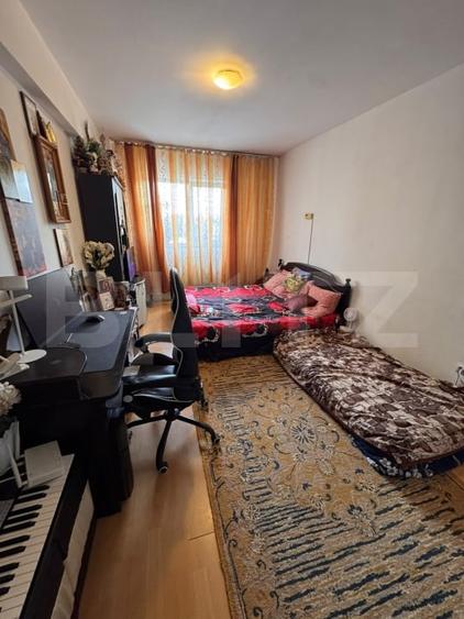 Garsonieră decomandată în George Enescu