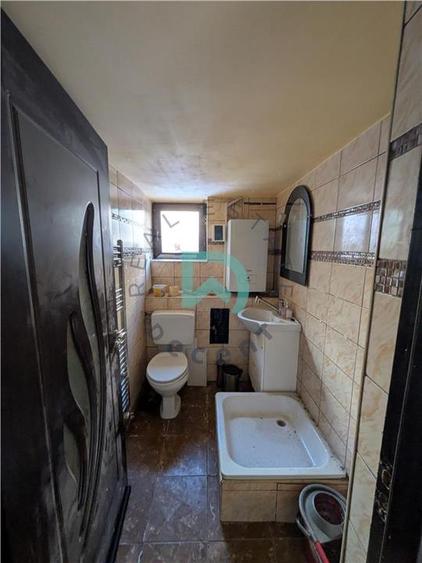 Casă individuală cu 4 camere cu Teren 262 Mp în Tractorul