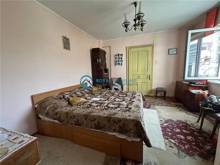 Casă individuală cu 4 camere cu Teren 987 Mp în Valea Călugărească