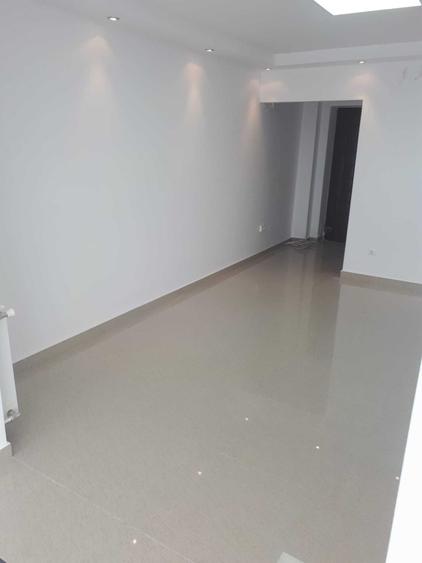 Spațiu comercial, de 40 mp, în Calea Moldovei