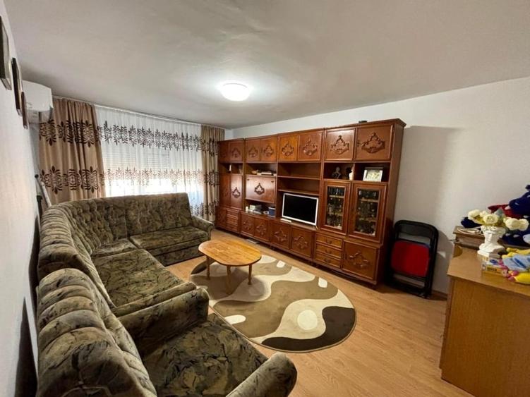 Apartament de vânzare în Năvodari - 1
