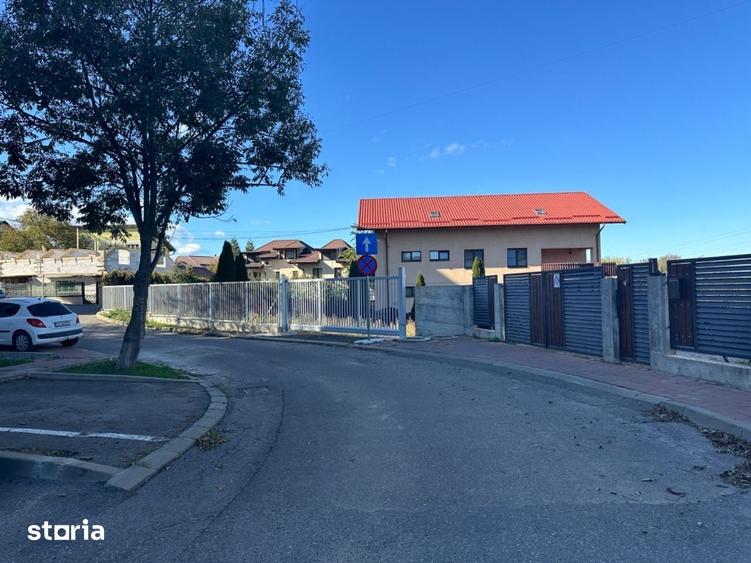 Teren de 1400 mp, în Obcini