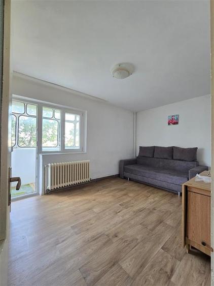 Apartament cu 2 camere decomandat în Mircea cel Bătrân