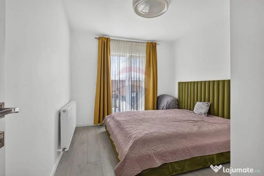 Casă cu 7 camere cu Teren 491 Mp în Vladimirescu