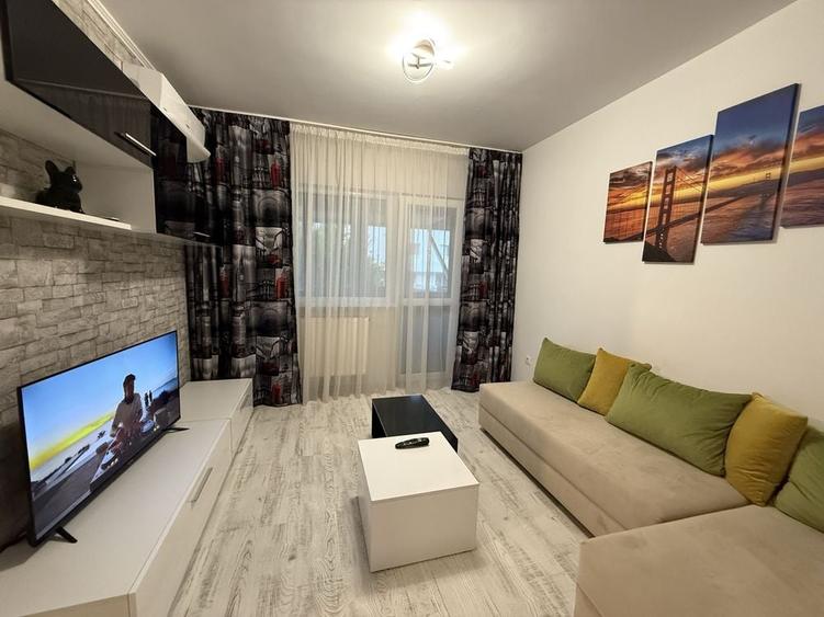 Apartament cu 2 camere decomandat în 1 Decembrie 1918