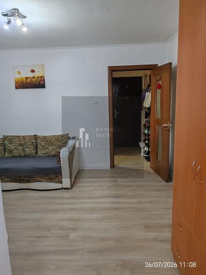 Apartament cu 2 camere semidecomandat, mobilat în Brâncoveanu