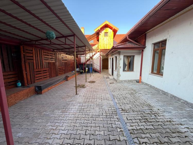 Spațiu comercial, de 170 mp, în Central