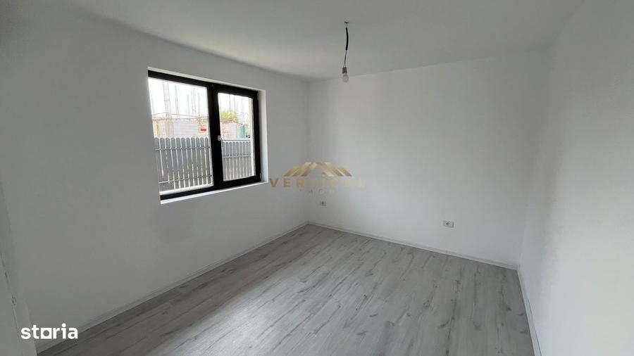 Casă cu 4 camere cu Teren 315 Mp în Dobroești