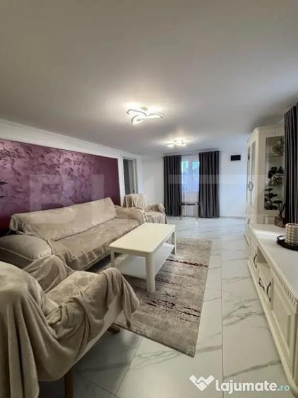 Casă cu 5 camere cu Teren 3600 Mp în Central